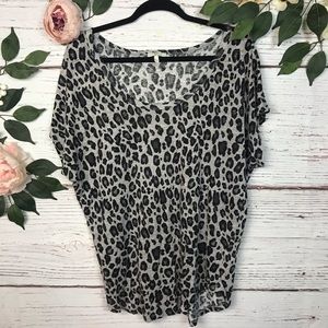 Joie Linen Size Small Cheetah Print Shirt Short Sleeve Top Gray Oversized